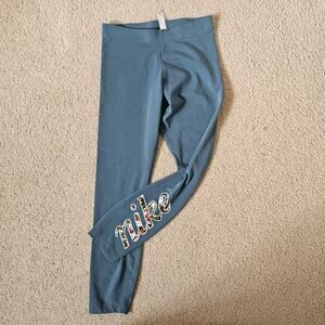 Nike Femme Sportswear 7/8 Leggings M